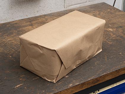 Fertig verpackte Einheit der Verpackungsmaschine UMPP-14 von ULF-tec